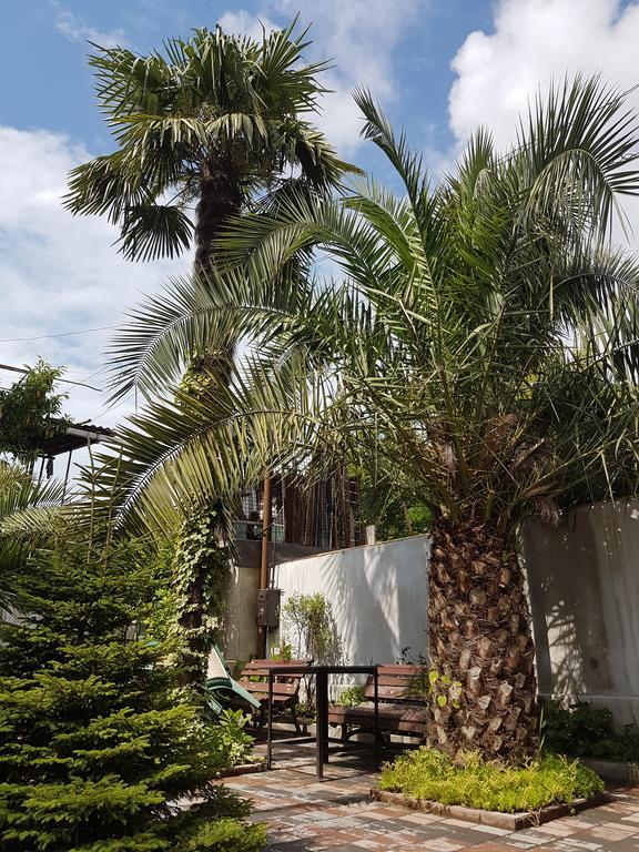 Guesthouse 97 In Batumi Luaran gambar