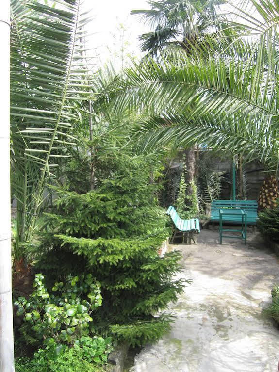 Guesthouse 97 In Batumi Luaran gambar