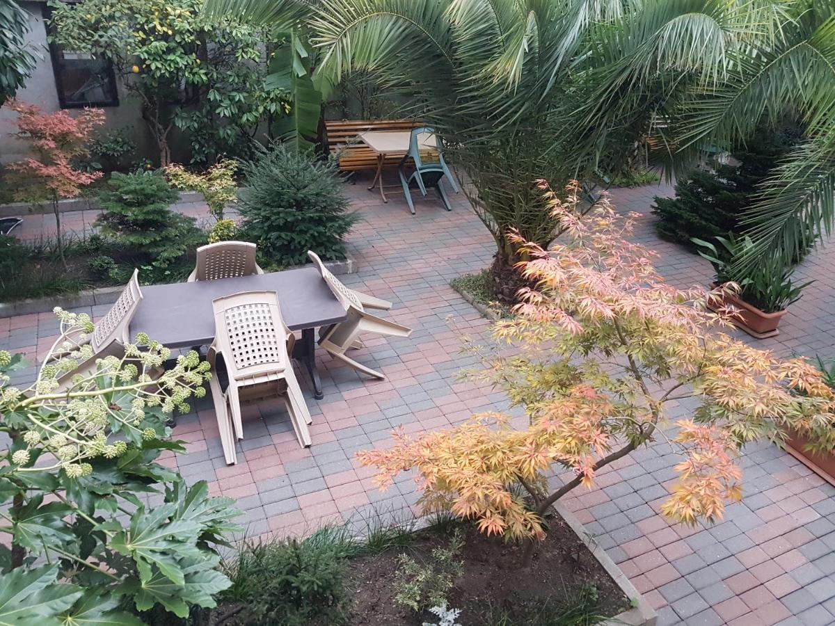 Guesthouse 97 In Batumi Luaran gambar